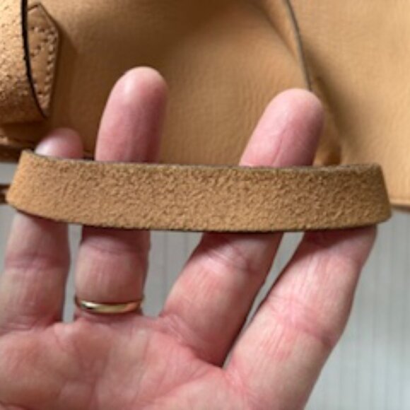 Madewell small zip top tan leather transport crossbody tote - Picture 11 of 12